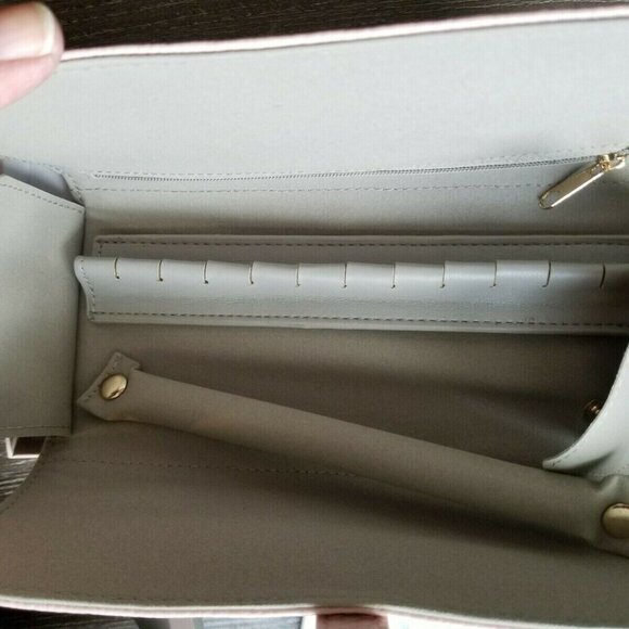 NEW AUTHENTIC PANDORA LIMITED EDITION PINK LEATHER JEWELRY TRAVEL CASE/ROLL - Picture 4 of 6